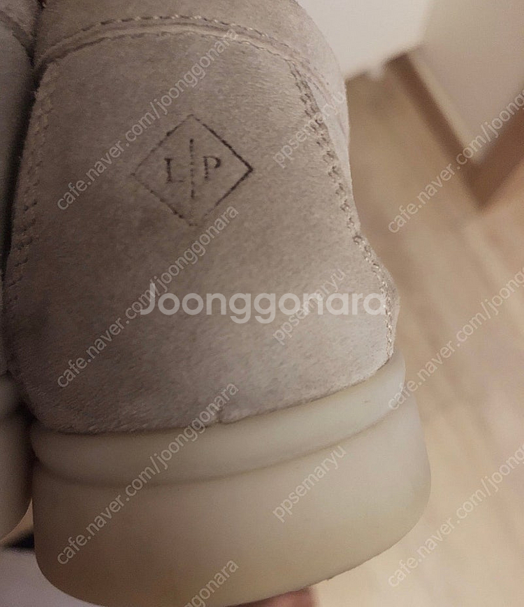 [정품]로로피아나 썸머워크 펄파우더36 사이즈팝니다.가격내림--1