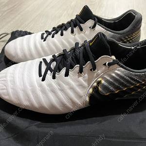 나이키 티엠포 레전드7 엘리트 HG [255] 축구화