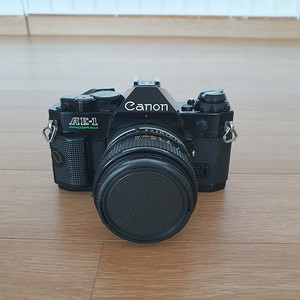 캐논 AE-1 프로그램 필름카메라 (배송비,렌즈 포함)