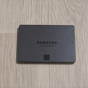 삼성 860 QVO 4TB SSD MZ-76Q4TO