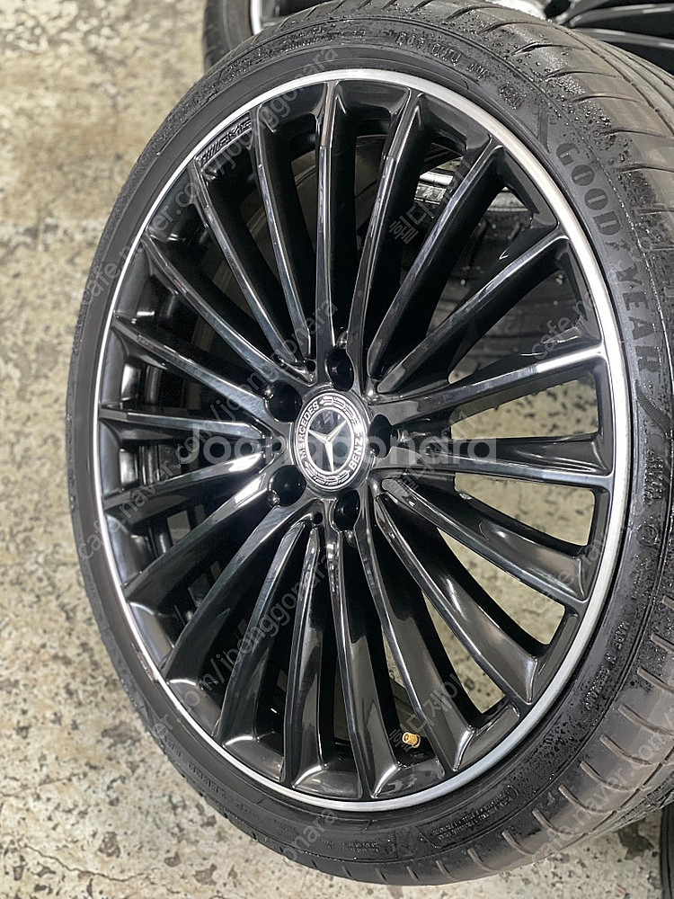 [판매]벤츠 CLS450 AMG 핀타입 20인치 휠타이...--5