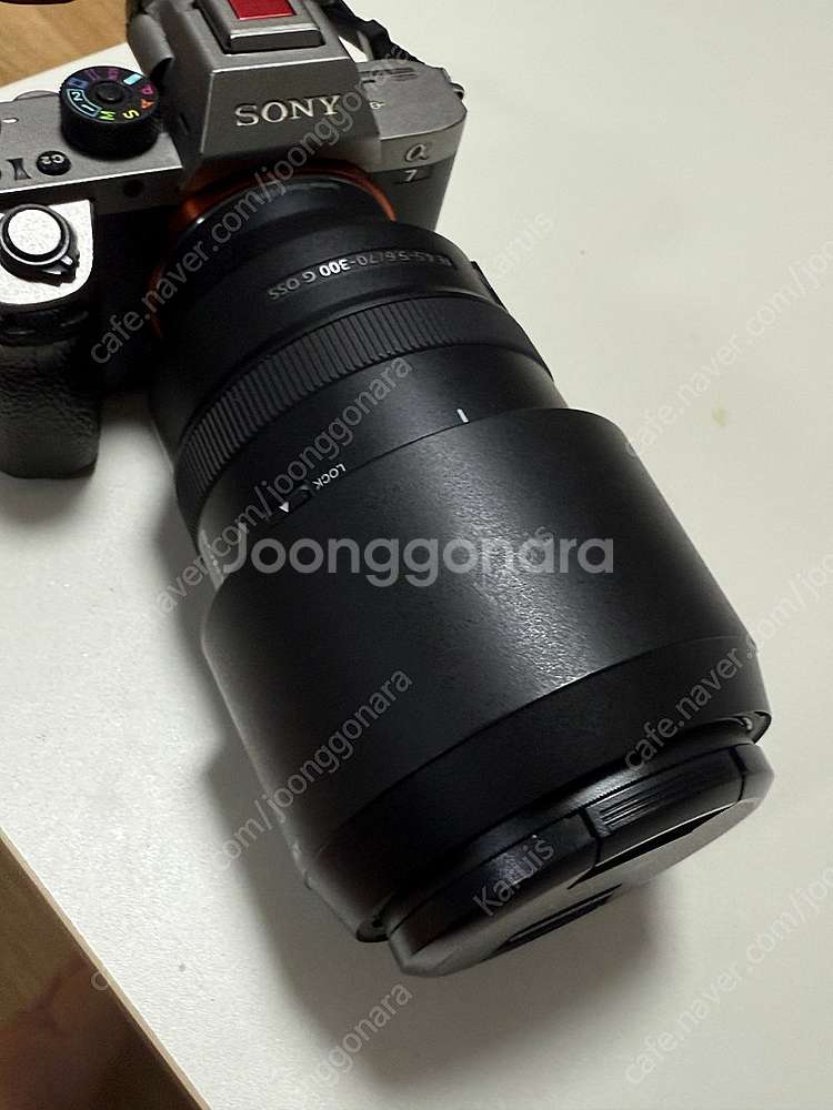 소니 A7r2 + 70-300팝니다 오늘만 130--6