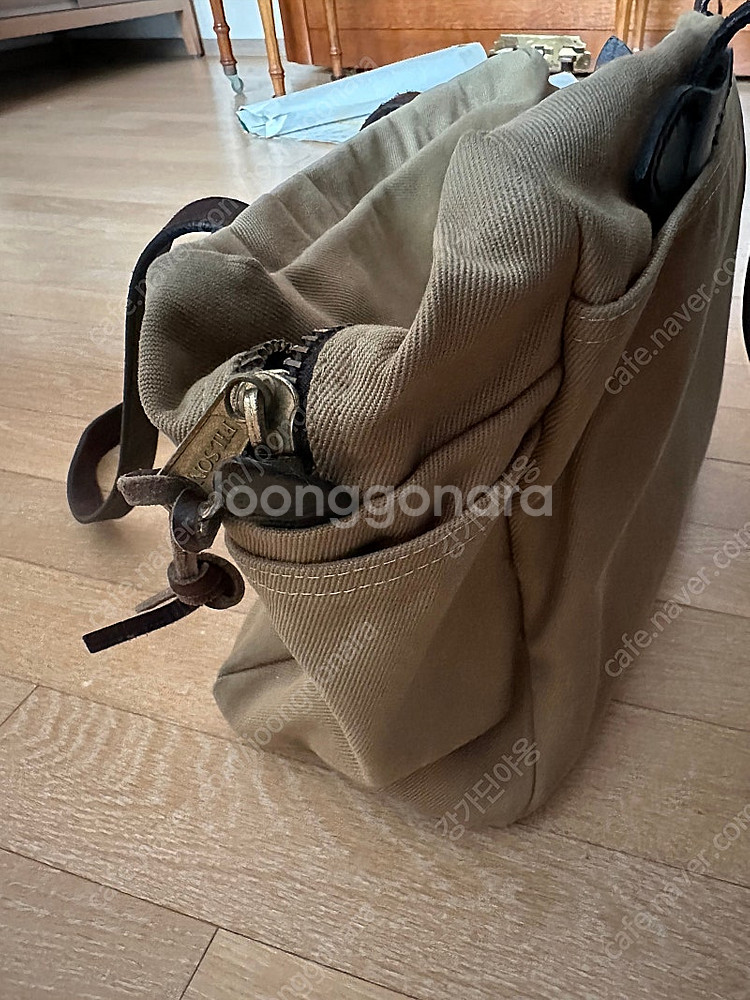 필슨(FILSON) 러기드 261 토트백 가방(7026...--4