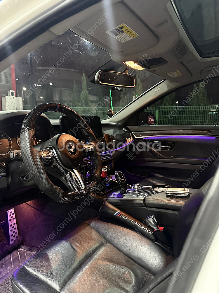 2011년식 BMW 528i f10 실키식스엔진 판매합니다--8