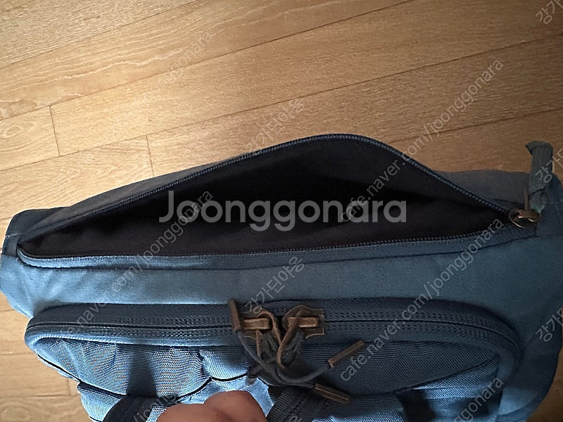 툴레 베아 백팩 25L 라이트네이비 운동용 가방--5