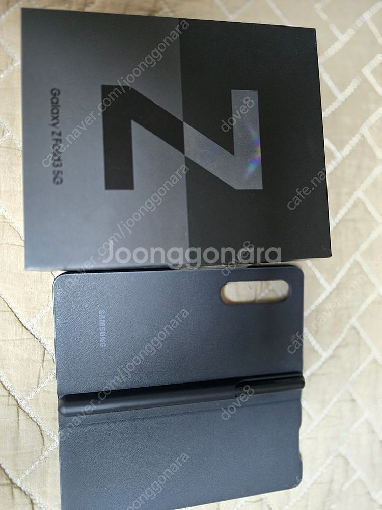 갤럭시 z폴드3 512GB--6