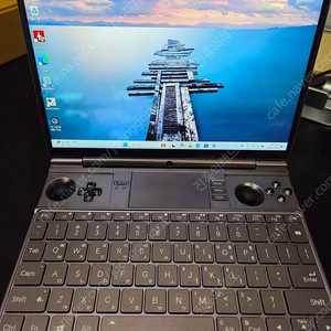 GPD win max2 umpc(6800u, 16g, 1tb)