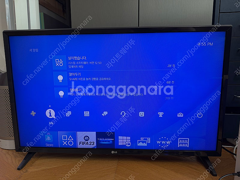 PS4프로(CUH‑7117B)+게임타이틀7개+32“TV...--6