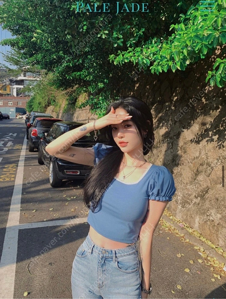 *새상품급* 페일제이드 레이스 퍼프 반팔 크롭티: 네이비 이미지