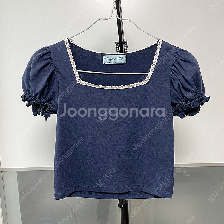 *새상품* 페일제이드 레이스 퍼프 반팔 크롭티: 네이비--3