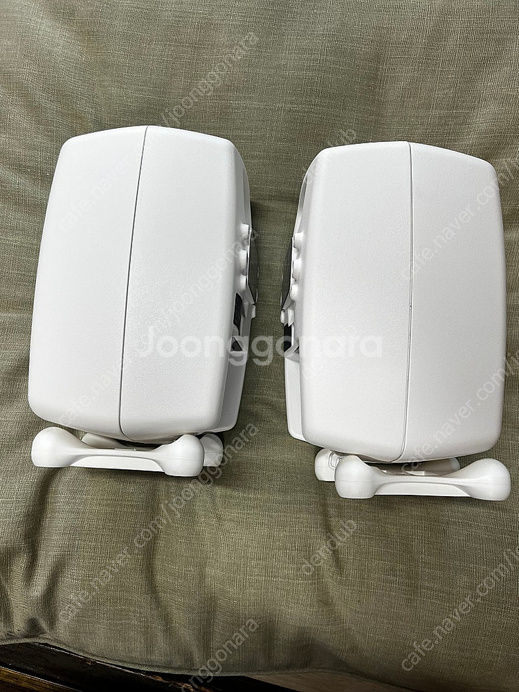 Genelec 제네렉 G1 화이트(택포)--1