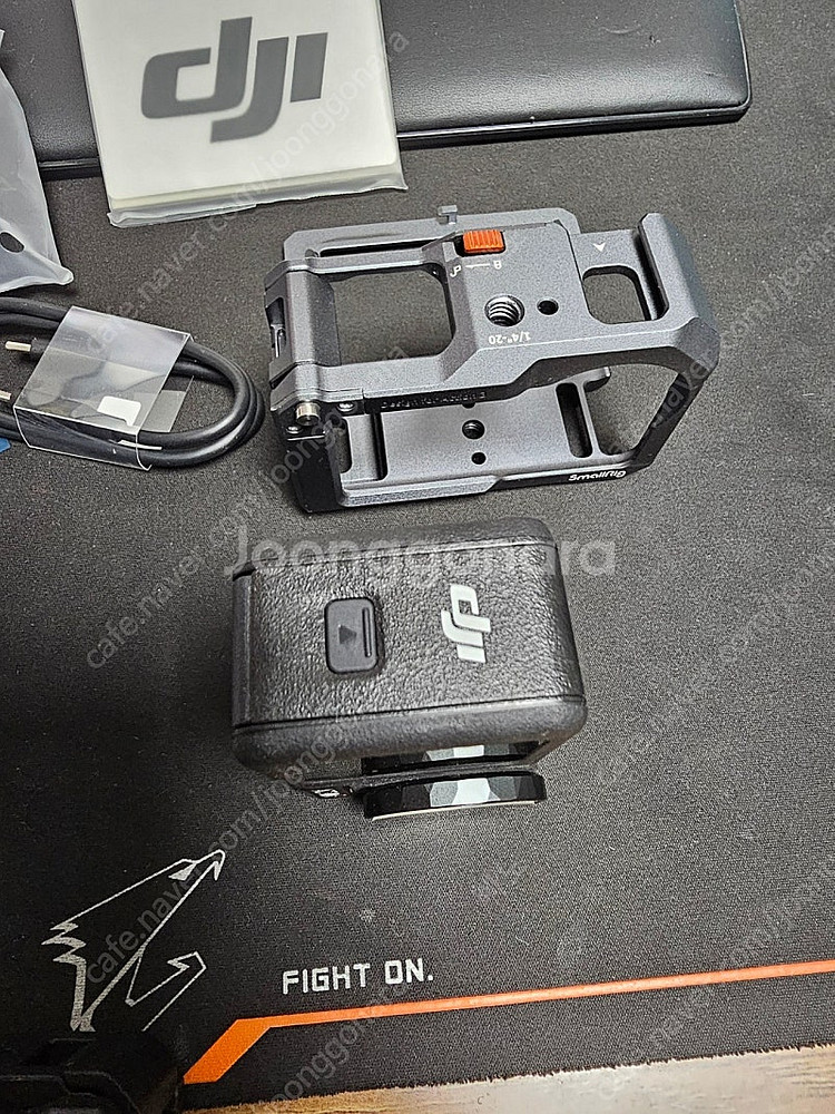 오즈모 액션5 pro 스탠다드 콤보 + 틸트게이지 팝니...--9
