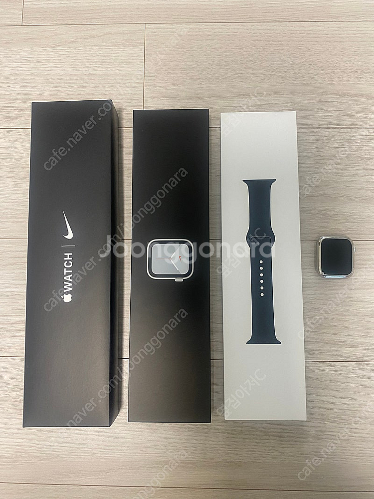애플워치 SE 40mm 나이키에디션 + 미개봉 스포츠밴...--0