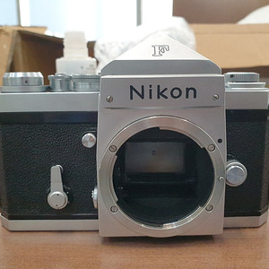 니콘 nikon F 삼각뿔 실버 필름카메라 (파인더 정비완료!)