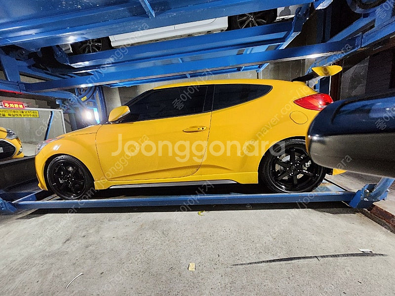 18인치 핸즈휠 225 40 18 타이어 벨로스터fs ...--0