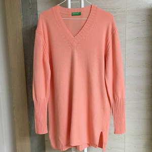 베네통 22 브이넥 울 니트 S