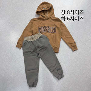 MSGM키즈 상 8사이즈 , 하 6사이즈 ㅡ 택포 8만