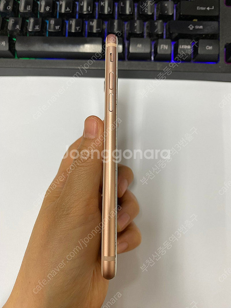 205245 아이폰8 로즈골드 액정SS급 256GB 배...--3