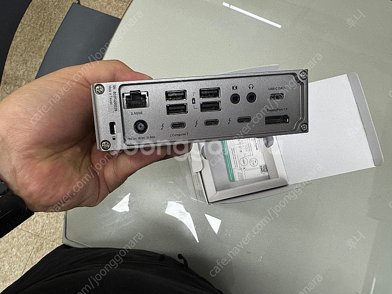 칼디짓 썬더볼트4 독 TS4 팝니다.--2