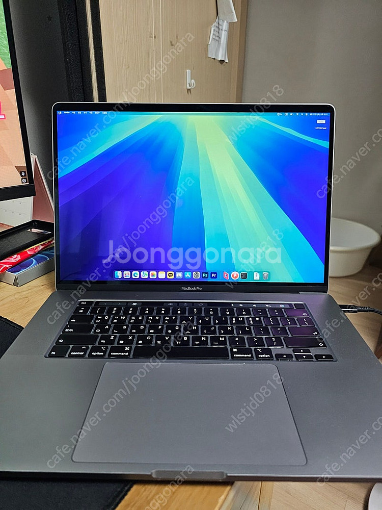 맥북프로 16인치 i9, 5500M, 1tb, 16gb...--0