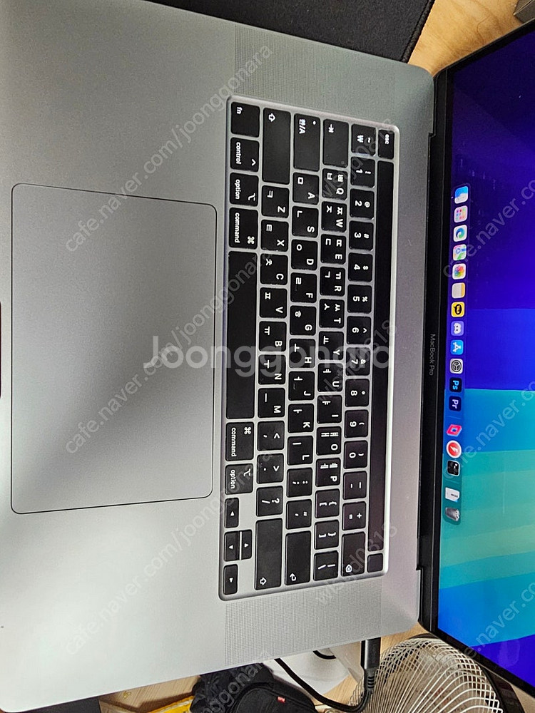 맥북프로 16인치 i9, 5500M, 1tb, 16gb...--5