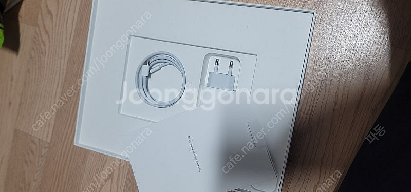 아이패드 프로 12.9 6세대 M2칩 실버 wi-fi+ 셀룰러 1TB--2