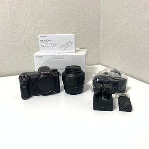 후지(FUJI) GFX100S + 35-70렌즈 팝니다!