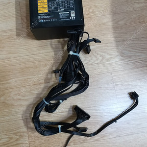 앱코 긱스타 600W 중고파워/ 플랫케이블/ 4개정리중