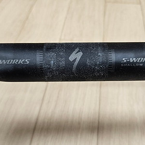 에스웍 쉘로우밴드 카본 드롭바 38cm