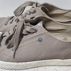 [급처분/최종가] [30,000원] DIESEL 디젤 스니커즈 265mm