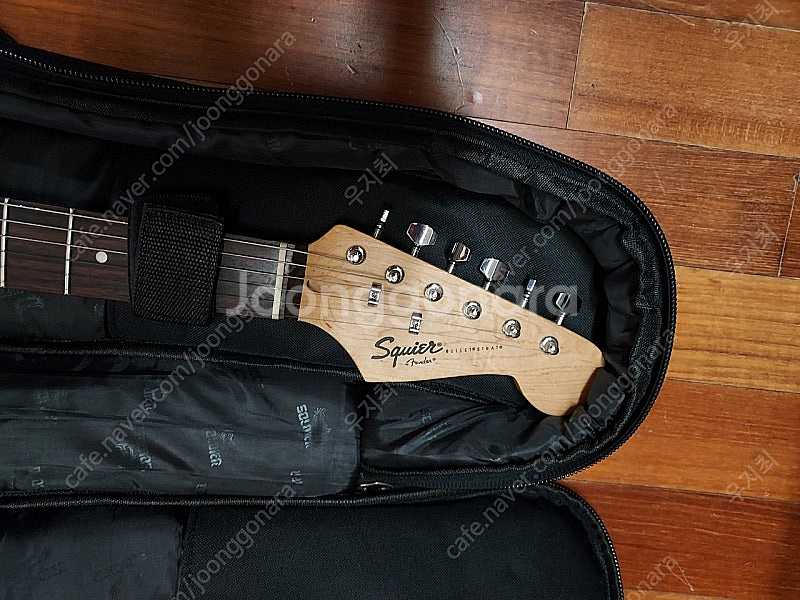 squier by fender 일렉기타 20만원(상태좋...--5