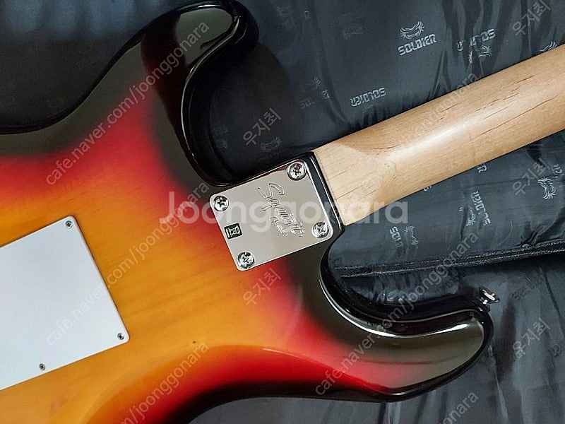 squier by fender 일렉기타 20만원(상태좋...--9