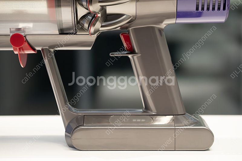 다이슨 사이클론 V10 판매합니다. 먼지통 확장버전--2