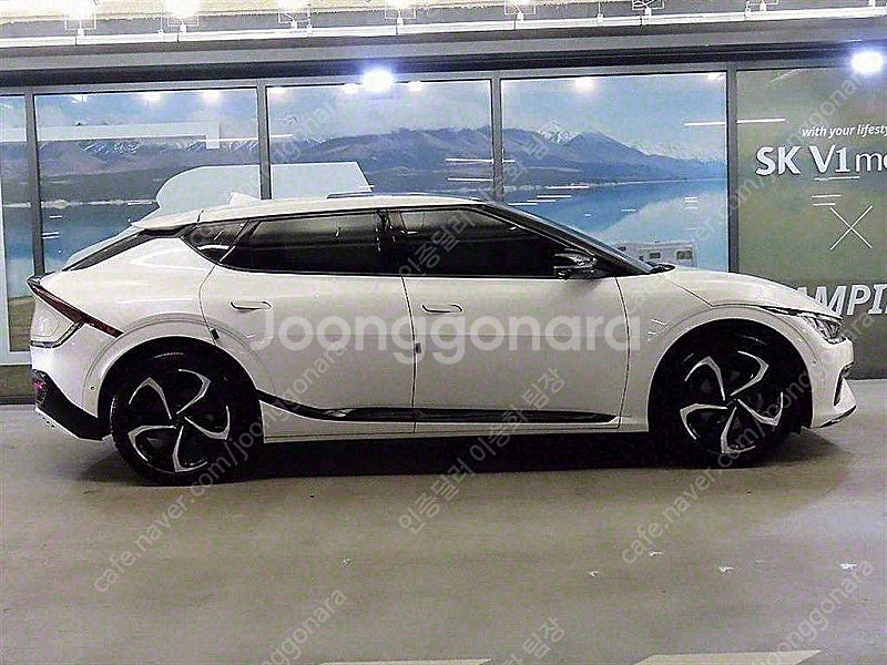 38,970 km 21년식 EV6 중고 전기중고차 롱레...--8