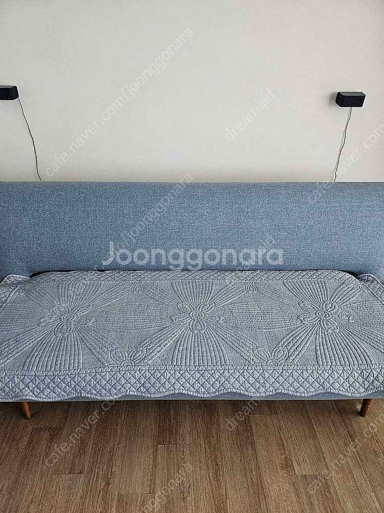 이노베이션리빙 소파 / unfurl sofa bed--2