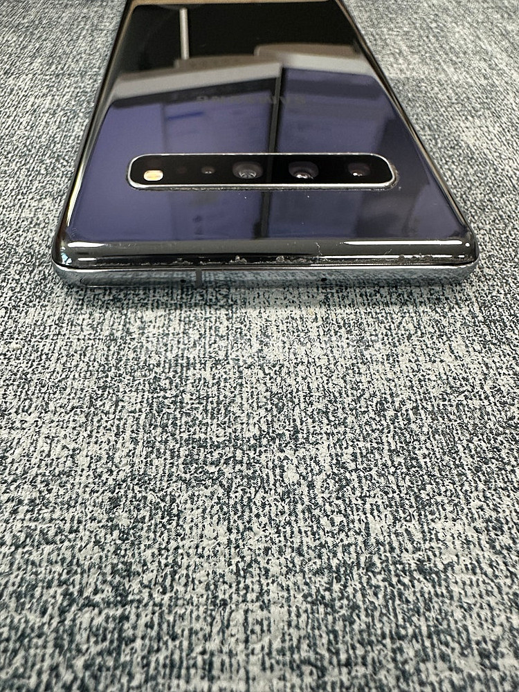 갤럭시S10 5G 256기가 블랙색상 액정파손 기능정상...--6