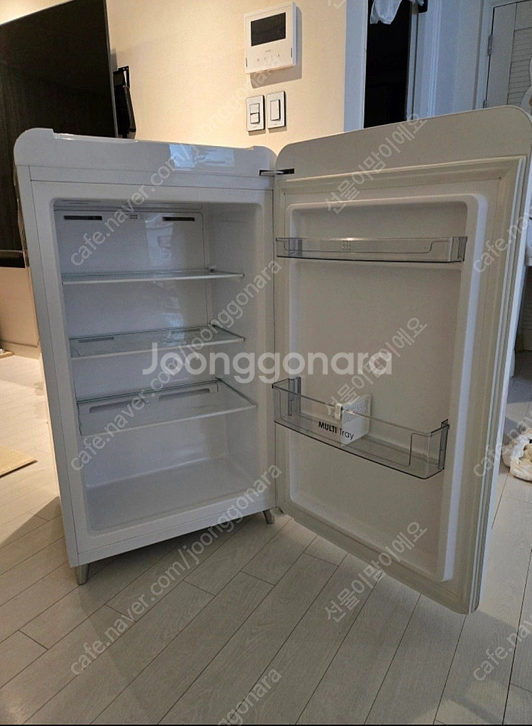 딤채 쁘띠 냉장고--1