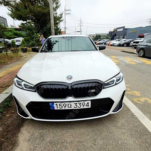 BMW 3시리즈 중고 BMW 중고 BMW 3시리즈 중고차 할부가능 흰색 2023년식 25,831km 320i M 스포츠 중고자동차