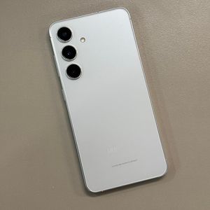 갤럭시S24 마블그레이색상 256용량 미파손 무잔상 특AA급 액정무기스 상태좋은 깨끗한단말기 48만 판매합니다