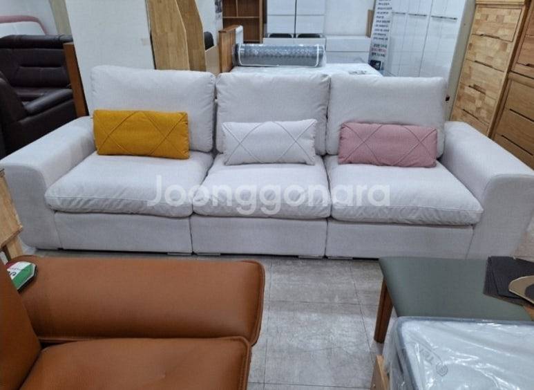[판매] 새제품 거위털 소파 쇼파 최저가 할인--3