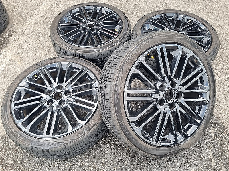 [판매]K3 GT 18인치 2254018 중고 휠타이어...--0