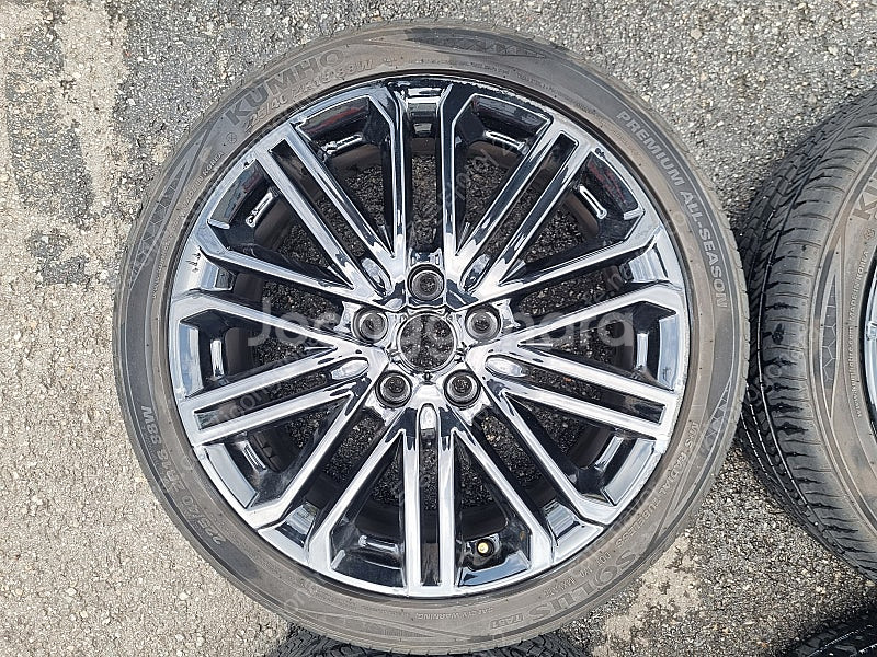[판매]K3 GT 18인치 2254018 중고 휠타이어...--1
