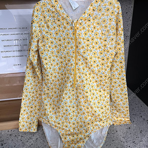 자라 플라워 래쉬가드 수영복 140 9-10세
