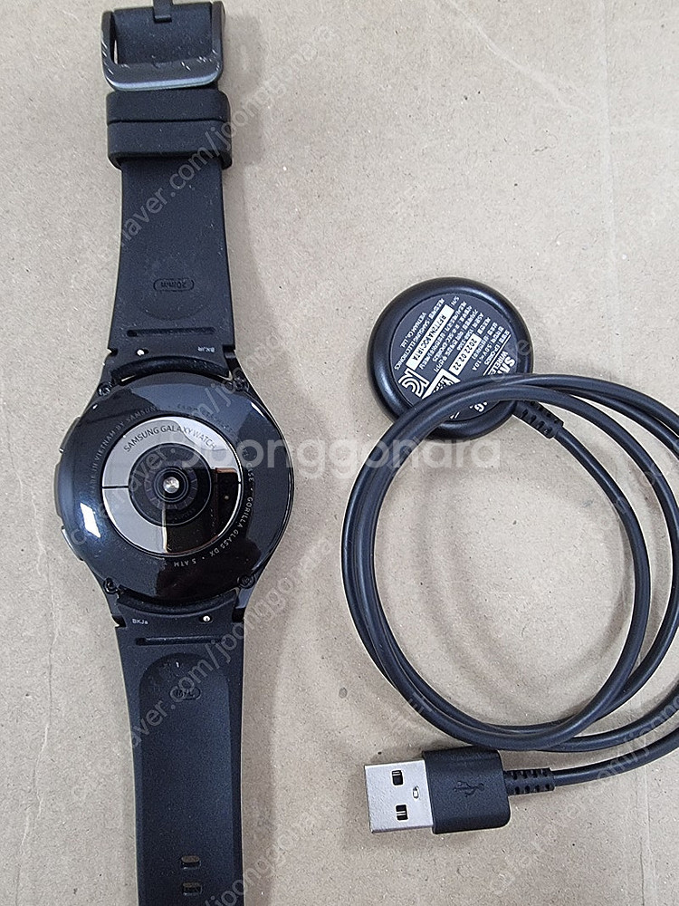 갤럭시워치4클래식 판매합니다. (46mm)--6