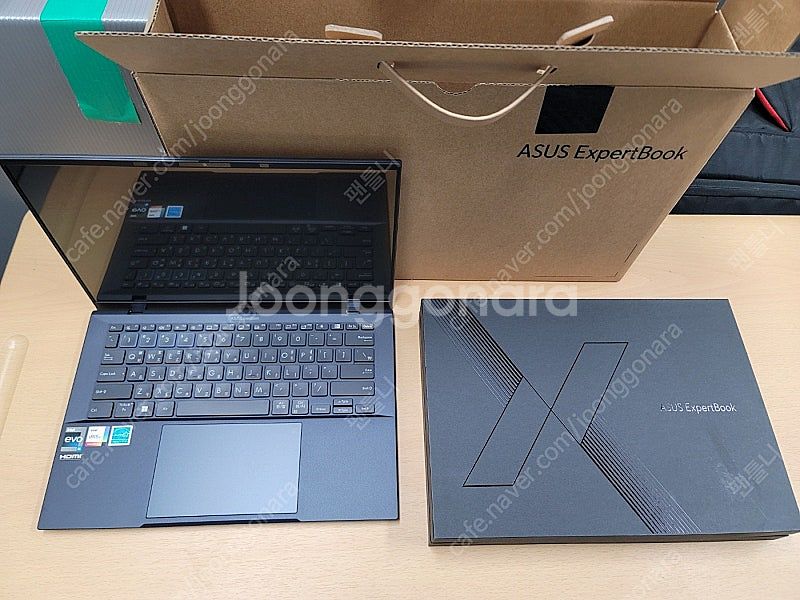 ASUS ExpertBook B9 B9403CVAR 1...--0