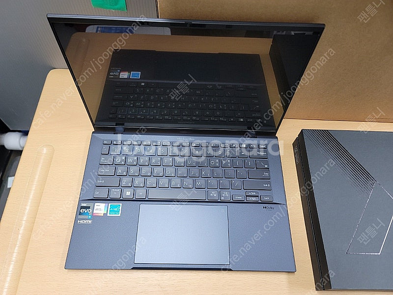 ASUS ExpertBook B9 B9403CVAR 1...--3