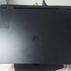 [개인] 헬리오스 네오 16( i7-13700HX / 32GB/ 4060 ) 팝니다.