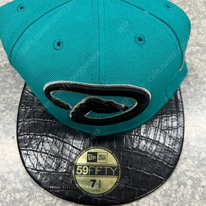 뉴에라 스냅백 59FIFTY 59.6 새상품 판매합니다!!