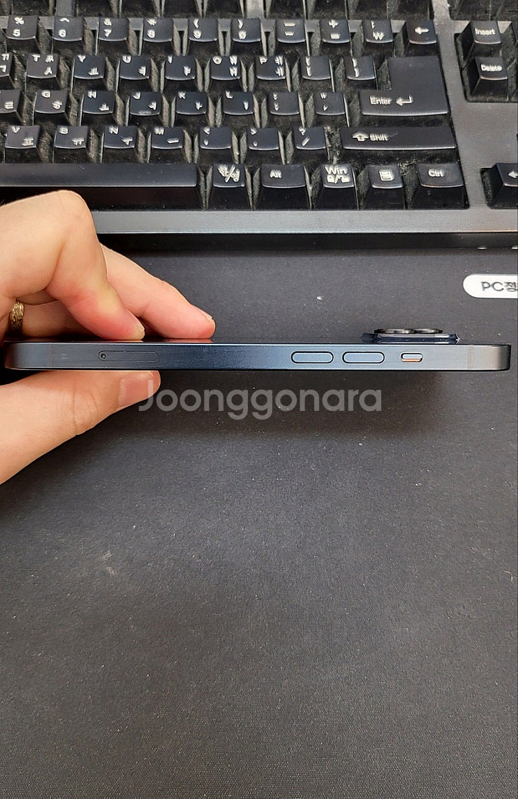아이폰14 블랙 128GB 상태좋은 중고42만팝니다.--4