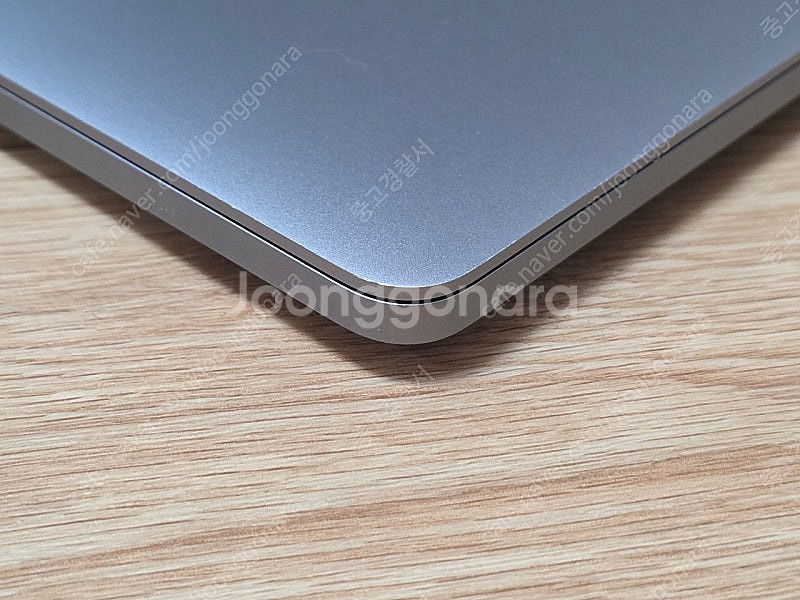 맥북프로 2019 16인치 팝니다. i7/램16G/SS...--9
